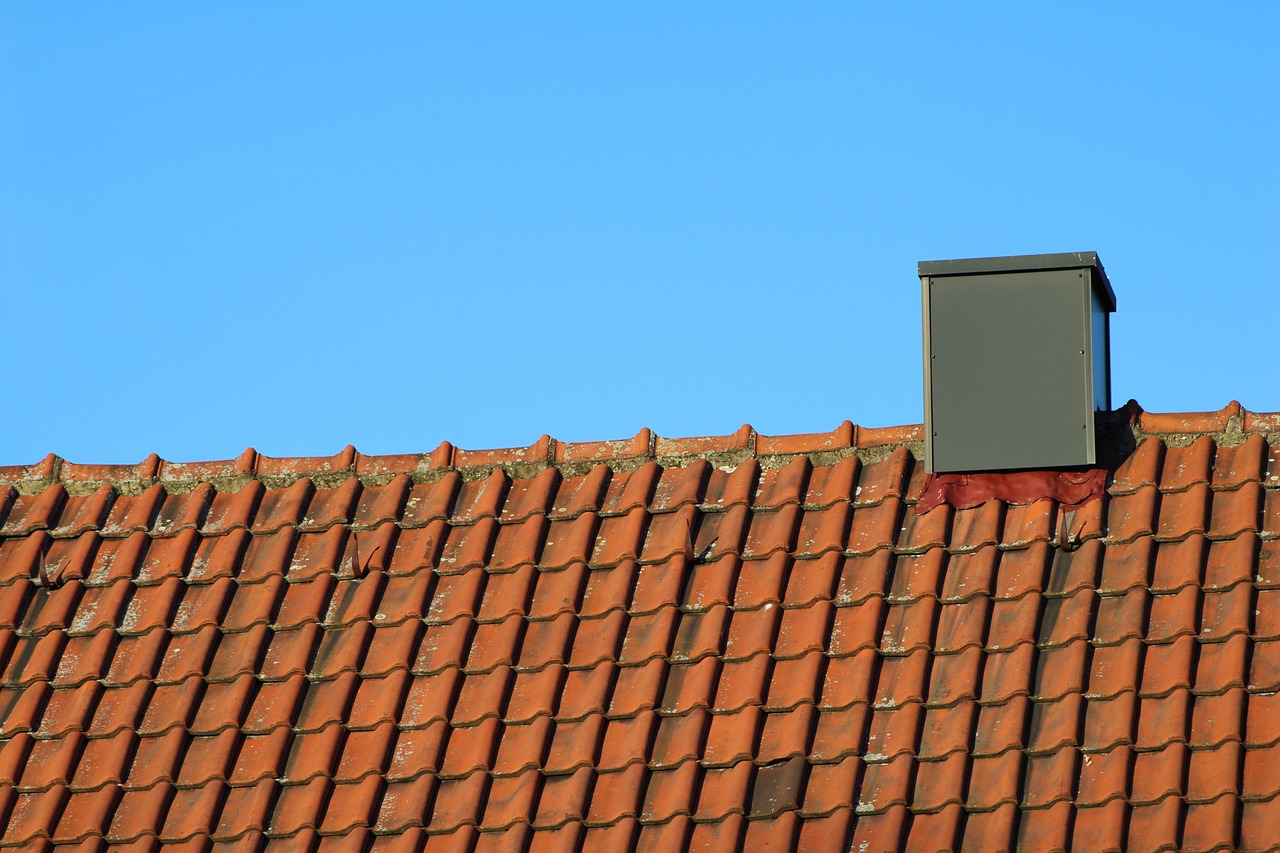 Duurzaam dakonderhoud: bespaar kosten en verhoog de waarde van je huis